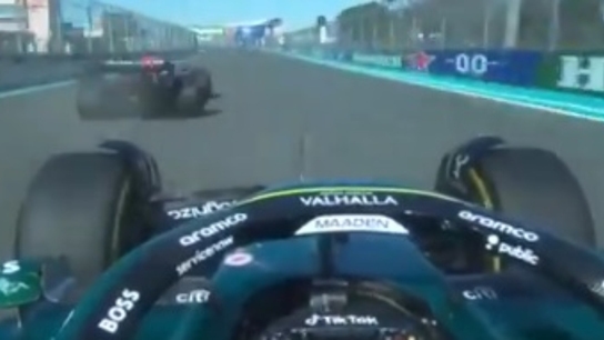 Fernando Alonso y Max Verstappen